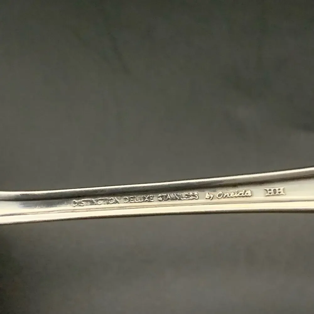 Vintage Oneida Gravy Ladle Spoon HH Distinction Deluxe Stainless  Floral Bouquet